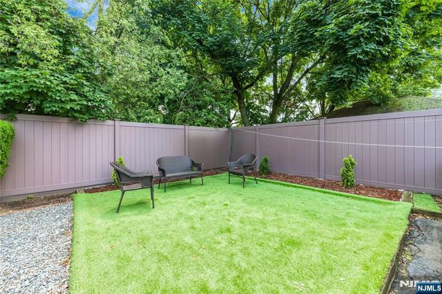 102 Dewey Avenue, Totowa, NJ 07512