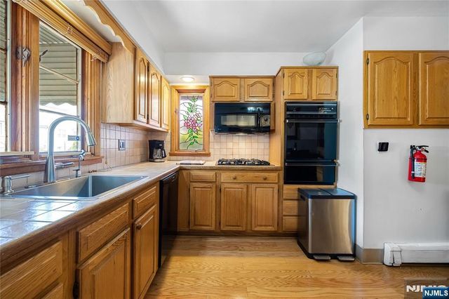 102 Dewey Avenue, Totowa, NJ 07512