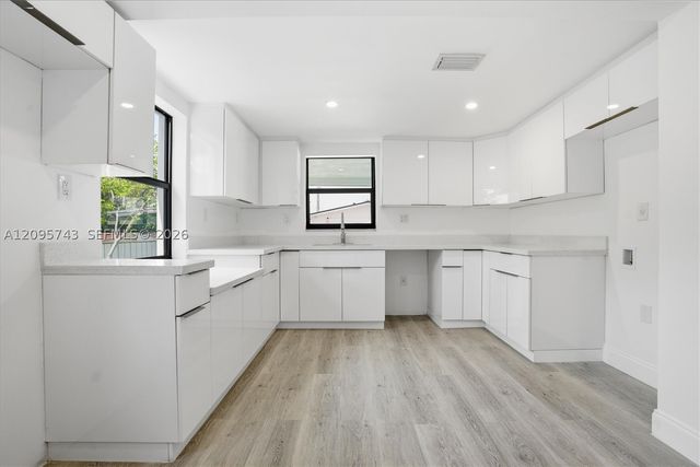4237 SW 7th St, Miami, FL 33134
