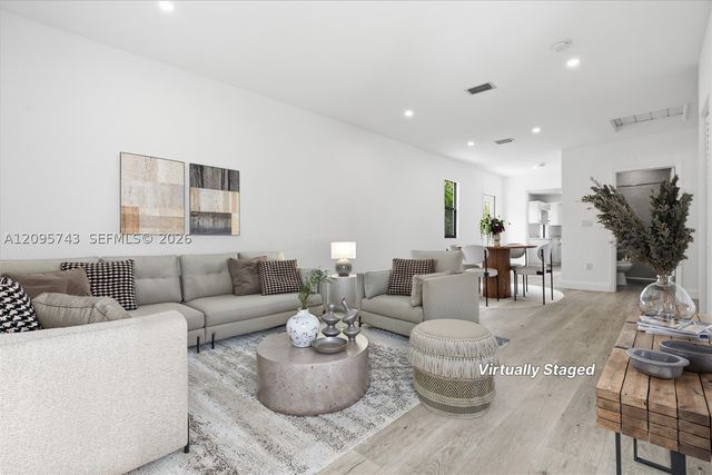 4237 SW 7th St, Miami, FL 33134