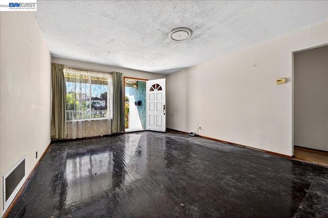 1712 Poppy Way, Antioch, CA 94509
