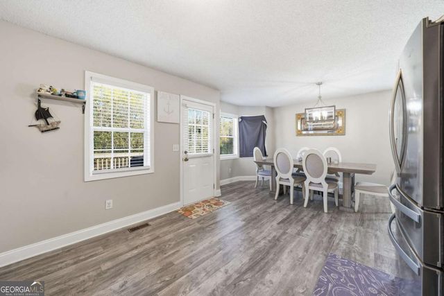 15 Greenhouse Drive SE, Cartersville, GA 30120