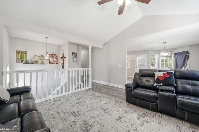 15 Greenhouse Drive SE, Cartersville, GA 30120