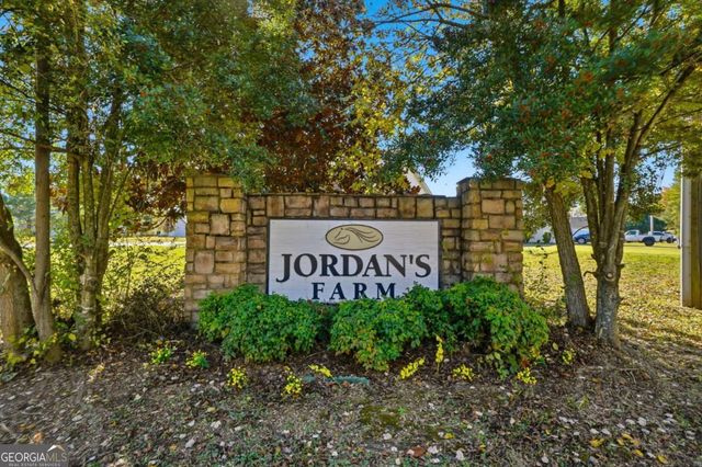 15 Greenhouse Drive SE, Cartersville, GA 30120