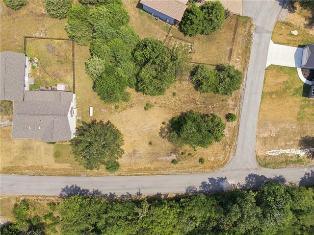 SILVER SPUR Lane, Holiday Island, AR 72631