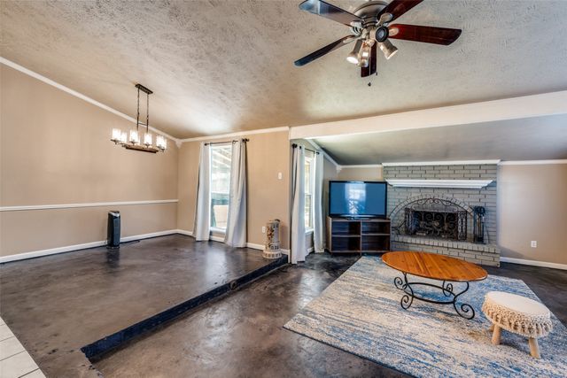 3108 Spring Valley Drive, Bedford, TX 76021