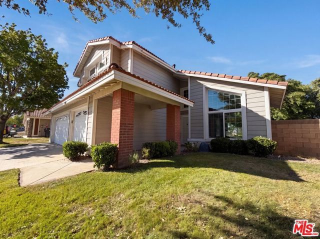 4333 Cocina Lane, Palmdale, CA 93551