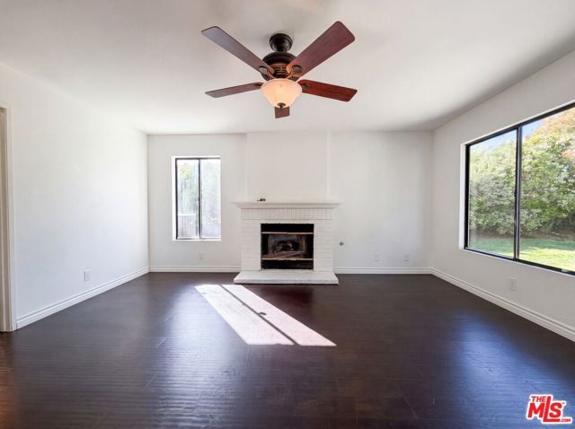 4333 Cocina Lane, Palmdale, CA 93551