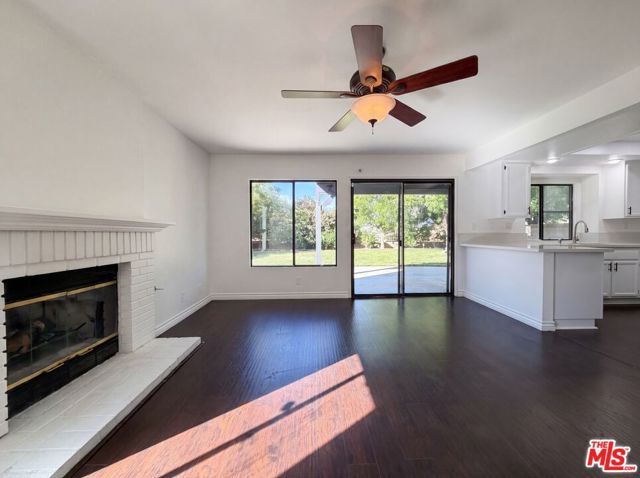 4333 Cocina Lane, Palmdale, CA 93551