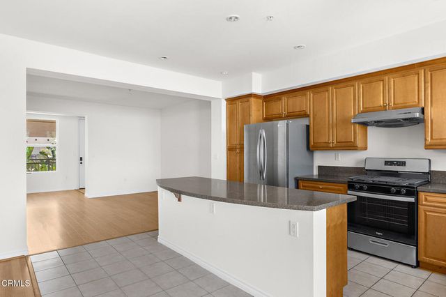 85 E Commonwealth Avenue 3D, Alhambra, CA 91801