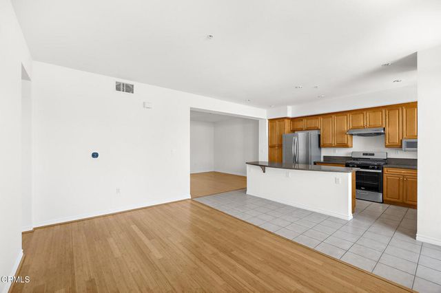85 E Commonwealth Avenue 3D, Alhambra, CA 91801