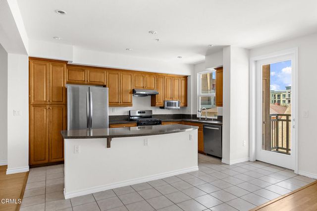 85 E Commonwealth Avenue 3D, Alhambra, CA 91801