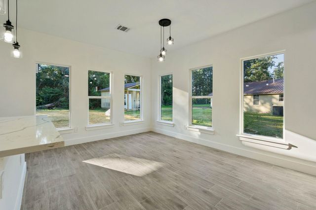 2442 Mohawk Bend, Willis, TX 77378