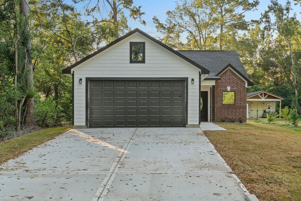 2442 Mohawk Bend, Willis, TX 77378