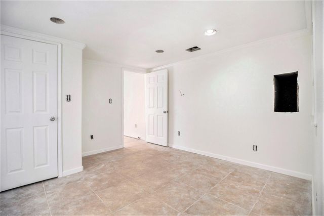 1512 Moody Avenue, Galveston, TX 77550