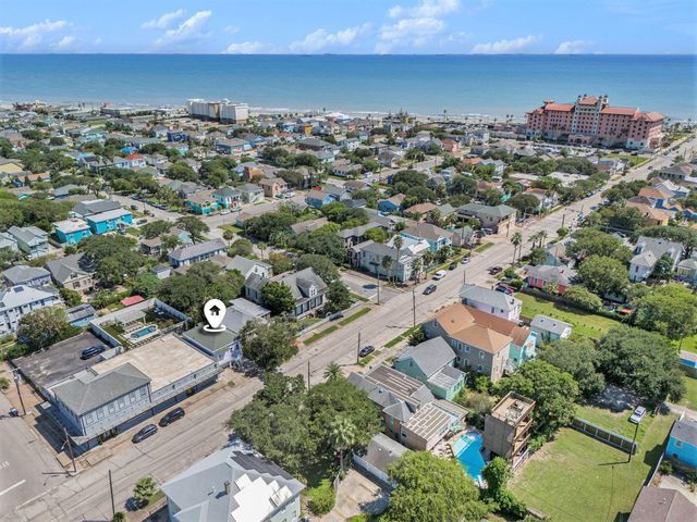 1512 Moody Avenue, Galveston, TX 77550