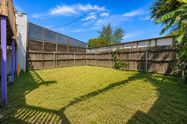 1512 Moody Avenue, Galveston, TX 77550