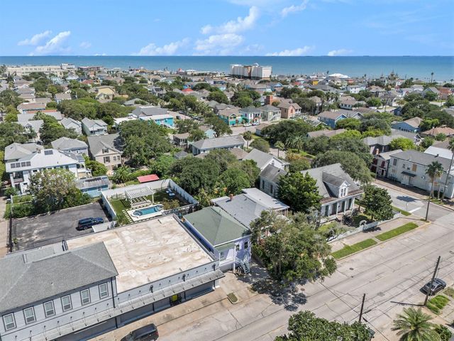 1512 Moody Avenue, Galveston, TX 77550