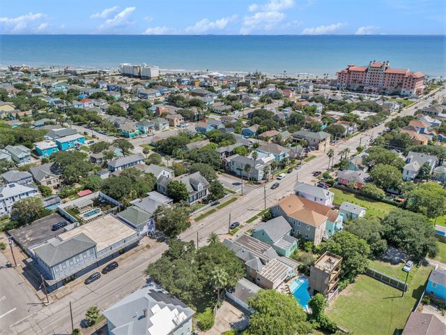 1512 Moody Avenue, Galveston, TX 77550