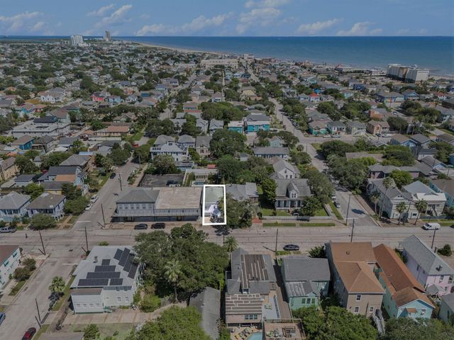 1512 Moody Avenue, Galveston, TX 77550