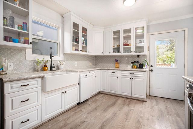 1512 Moody Avenue, Galveston, TX 77550