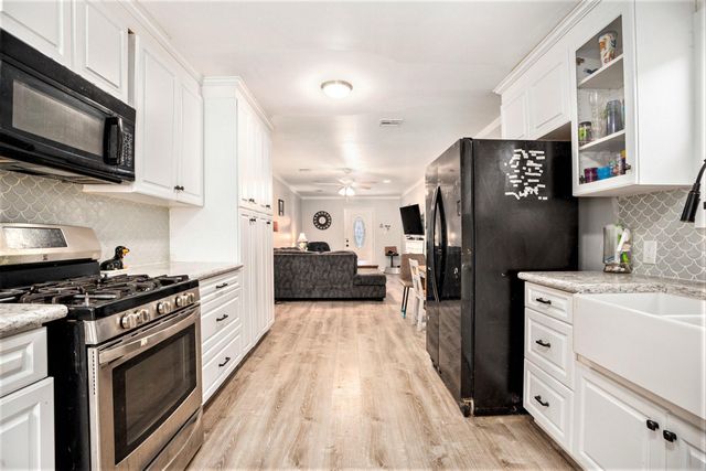1512 Moody Avenue, Galveston, TX 77550