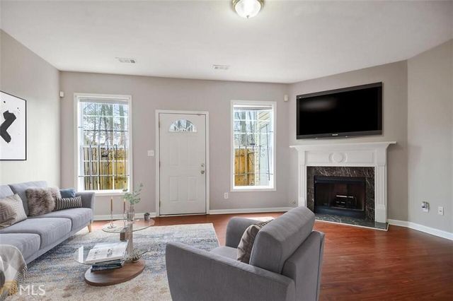 4852 Hairston Park Square, Stone Mountain, GA 30083