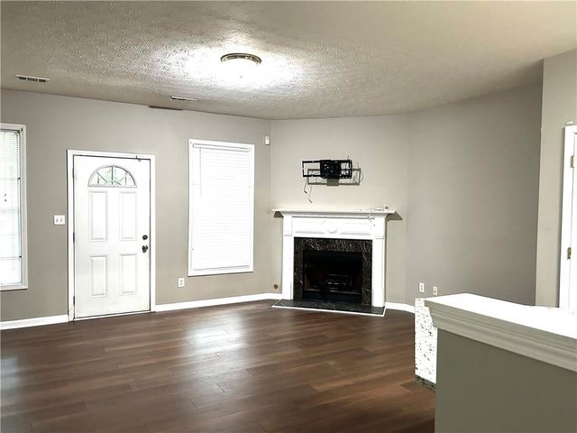 4852 Hairston Park Square, Stone Mountain, GA 30083
