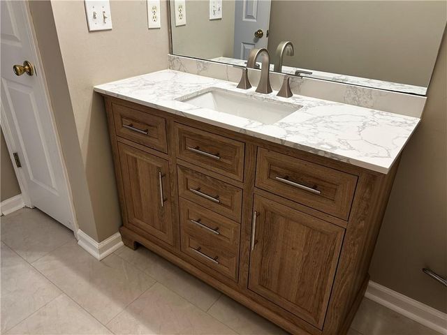 4852 Hairston Park Square, Stone Mountain, GA 30083
