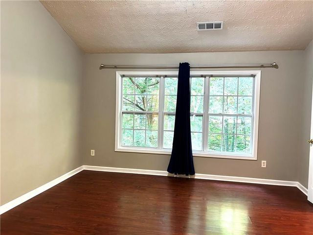 4852 Hairston Park Square, Stone Mountain, GA 30083