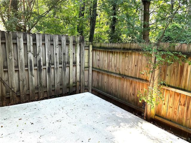 4852 Hairston Park Square, Stone Mountain, GA 30083