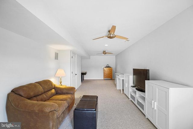 15212 TRUMAN MANOR LN, Waldorf, MD 20601