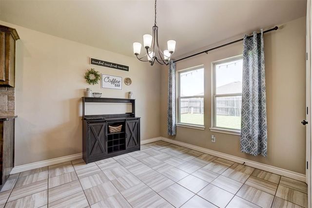 19117 Hecho Drive, Edmond, OK 73012