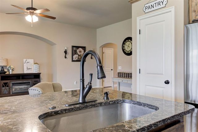 19117 Hecho Drive, Edmond, OK 73012