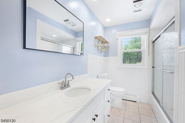 33 Beverly Rd, West Caldwell Twp., NJ 07006