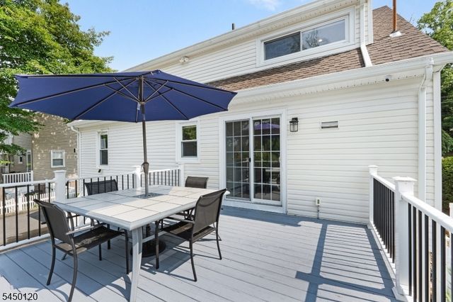 33 Beverly Rd, West Caldwell Twp., NJ 07006