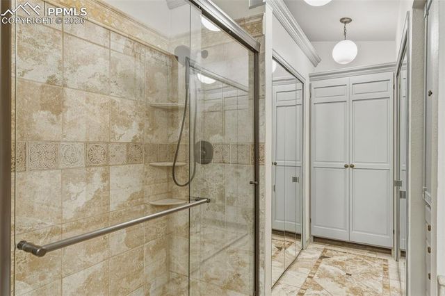 2190 Mesa Road, Colorado Springs, CO 80904