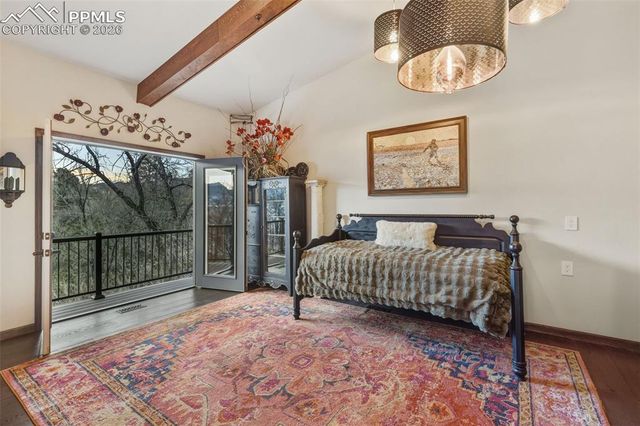 2190 Mesa Road, Colorado Springs, CO 80904