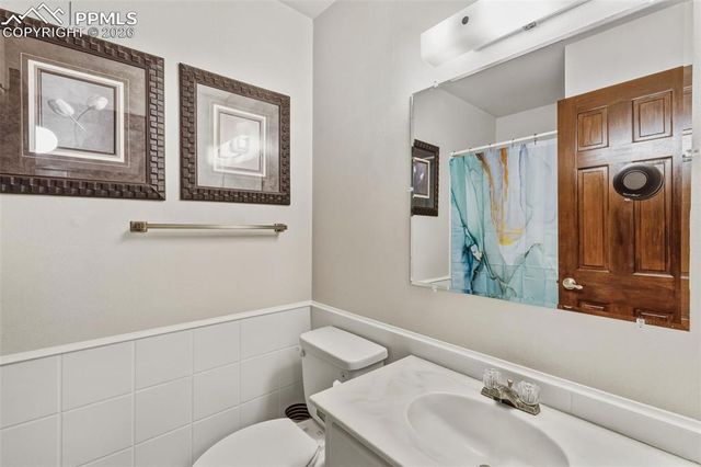 2190 Mesa Road, Colorado Springs, CO 80904