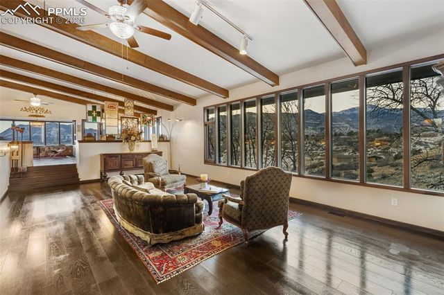 2190 Mesa Road, Colorado Springs, CO 80904