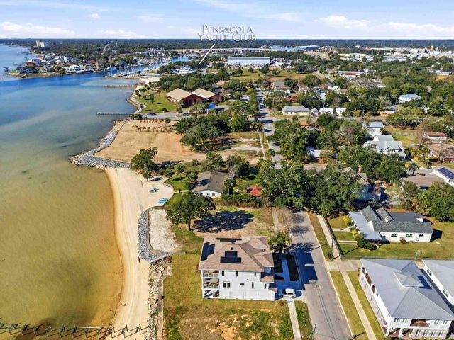 1419 Sonia St, Pensacola, FL 32502