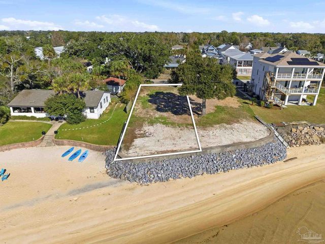 1419 Sonia St, Pensacola, FL 32502