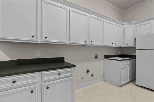 2584 Butler Hill Road, Benton, LA 71006