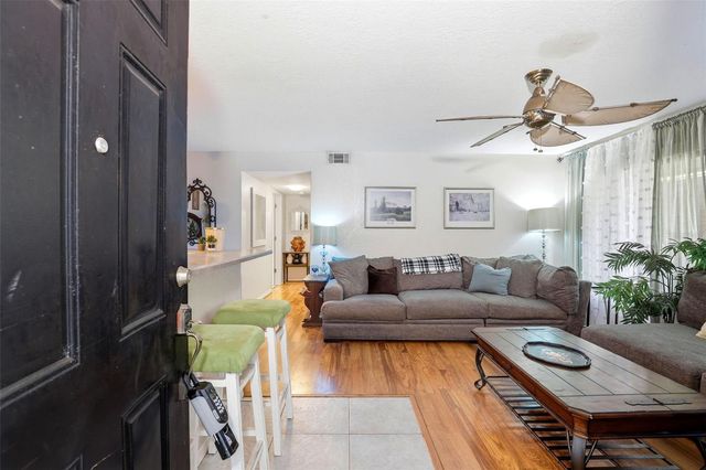 2542 OAK PARK WAY 101, Orlando, FL 32822