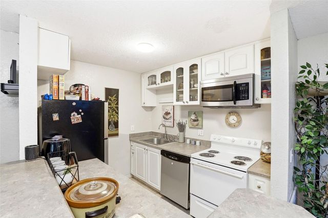 2542 OAK PARK WAY 101, Orlando, FL 32822