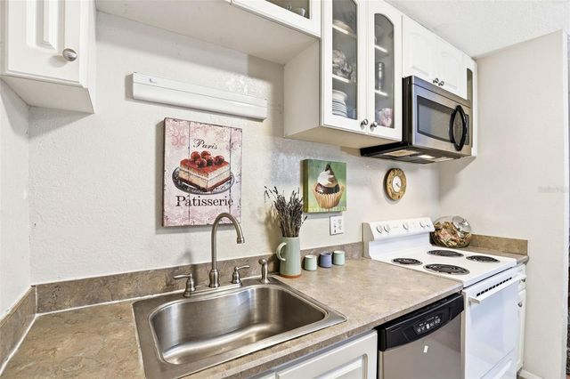 2542 OAK PARK WAY 101, Orlando, FL 32822