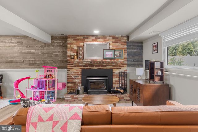 907 RUSSO DR, Westampton, NJ 08060