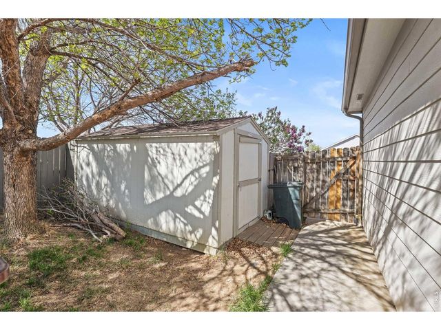 290 S 5th St Way, La Salle, CO 80645