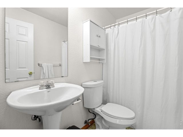 290 S 5th St Way, La Salle, CO 80645