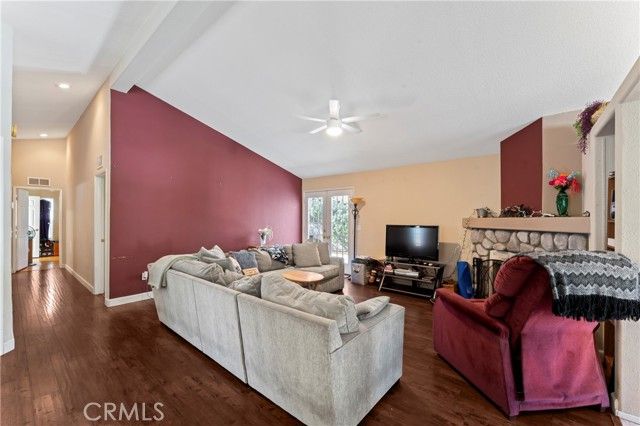 20176 Canyon View, Canyon Country (santa Clarita), CA 91351